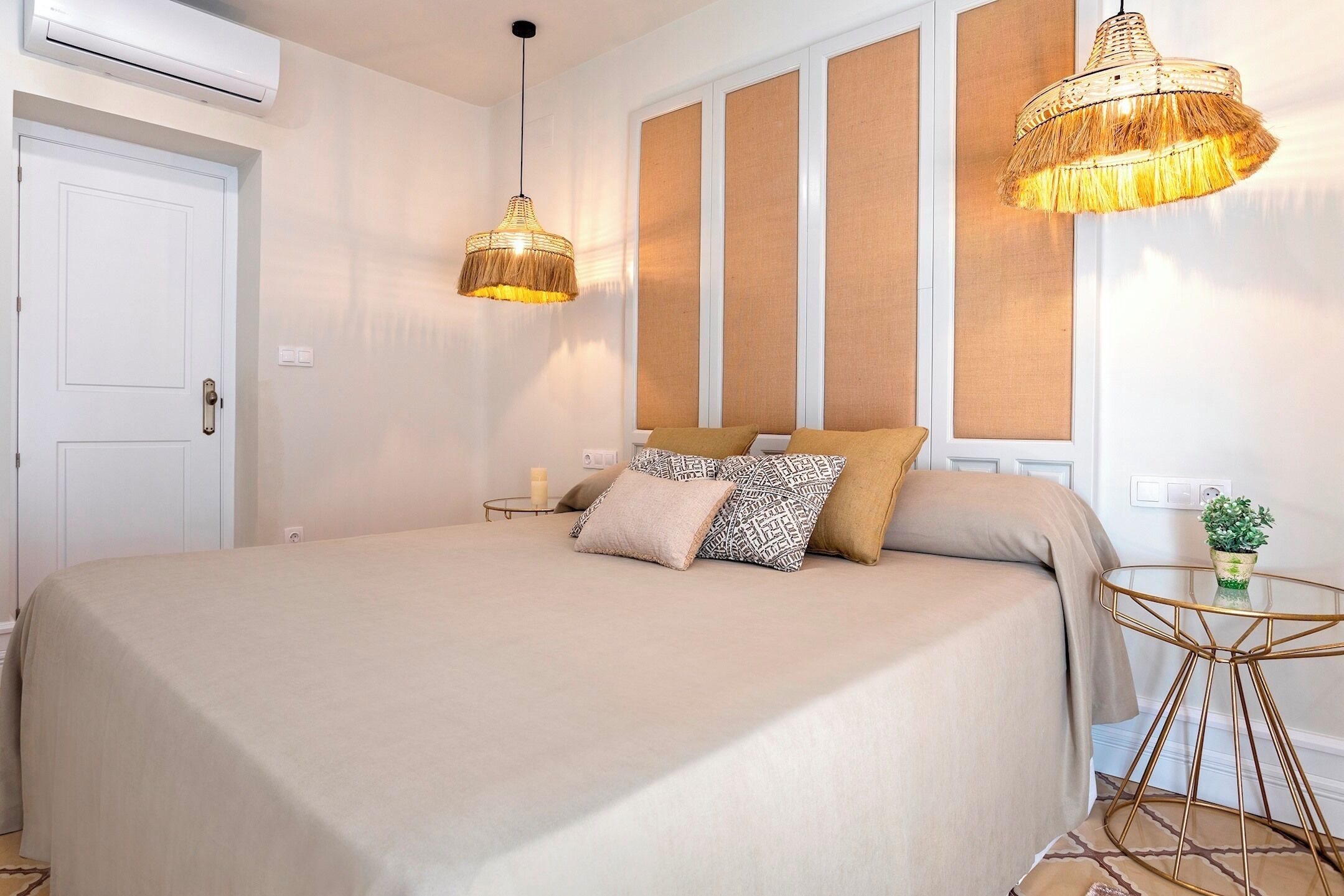 Apartment (5 Bedrooms)