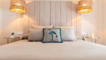 Apartamento (5 Bedrooms) | 5 quartos, ferros/tábuas de passar roupa, Wi-Fi de cortesia