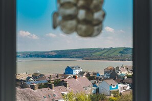 Interior - Stunning 5 En Suite Bedrooms Home with Sea Views (Ceredigion)