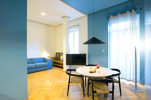 تناول الطعام