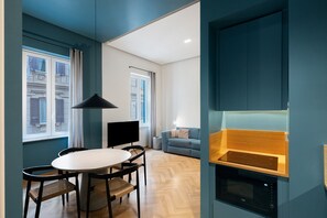 Interior - Superior Family Apartment with Wi-Fi and Air Conditioning (Napoli)