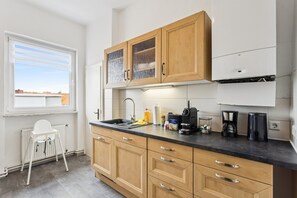 12 عدّة غرف نوم