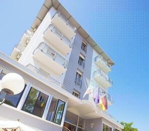 Bagian depan properti