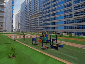 子供用の遊び場 - 屋外