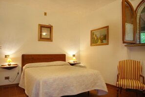 WiFi, bed sheets - Apartment 'Il Rovo - La Cerretola' with Shared Pool, Shared Garden and Wi-Fi (Città della Pieve)