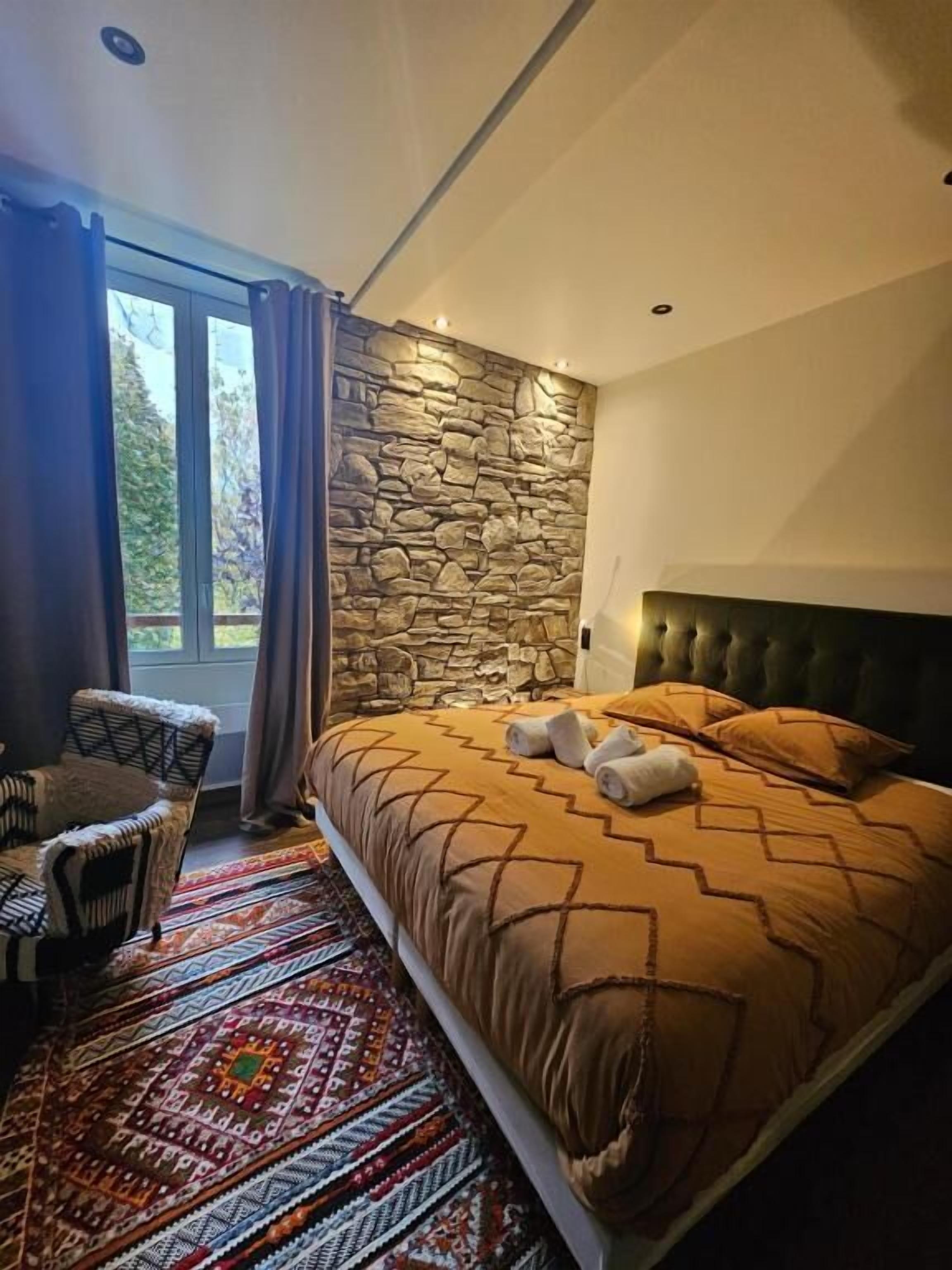 مساحة عمل للكمبيوتر المحمول