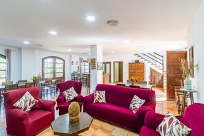 Interior - Cubo's Casa Rural La Camorra Cortijo el Puntal / rural / communal pool / large outdoor areas / views / free wifi (Teba)