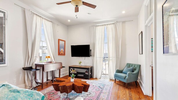 TV - Stylish Freret Street Loft w/Balcony & Parking! (New Orleans)