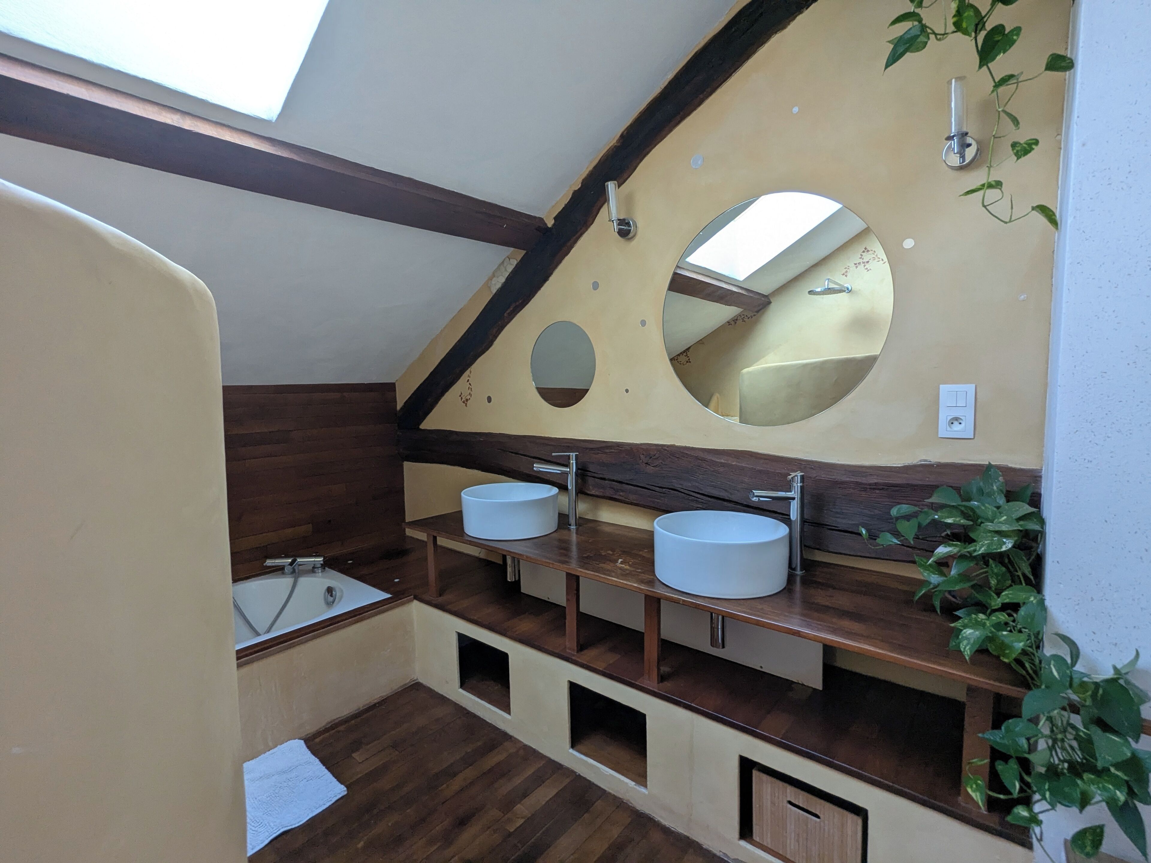 Haartrockner, Toilettenpapier