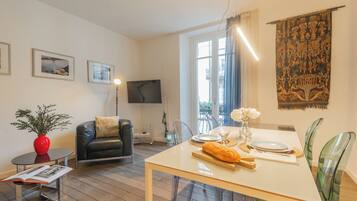 Apartment (1 Bedroom) | Living area