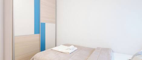 Basic Room, Pets Not Allowed, Courtyard View | Free WiFi