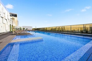 Pool - Stylish Studio with City Views in Damac Hills (Dubai)