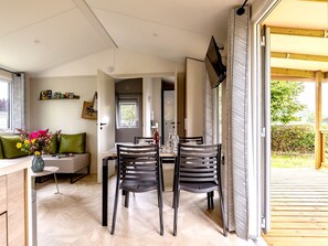 Dining - Mobile home with private spa and terrace in Pordic (Pordic)