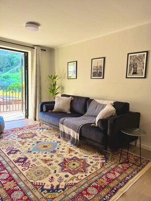 Smart TV - Marina Views Simon’s Town (Cape Town)