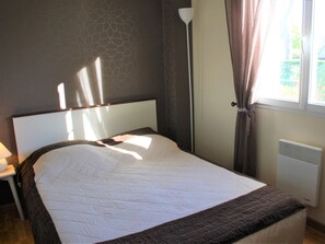 3 bedrooms, free WiFi - Family house 6 pers, garden, Penvins beach 900m, pets allowed (Sarzeau)