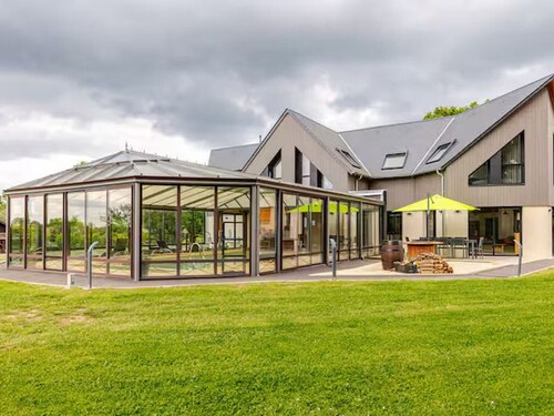 Architect house with heated pool and secure park