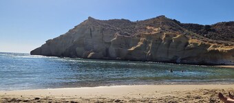 Cozy house near the beach in San Juan de los Terreros