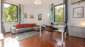 Living area - Rental in Rome Ginori Apartment (Rome)