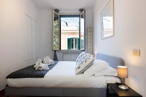 Apartemen | 2 kamar tidur, setrika/meja setrika, dan Wi-Fi gratis