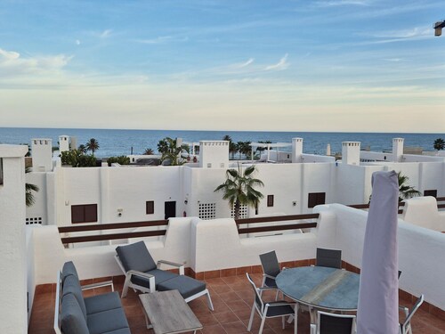 Modern luxurious apartment with air conditioning in San Juan de los Terreros