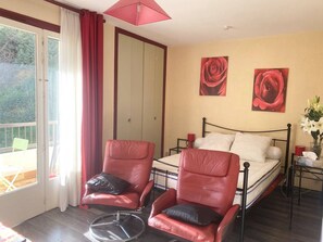 Free WiFi - Sunny Studio with Balcony and WIFI in Amélie-les-Bains (Amélie-les-Bains-Palalda)