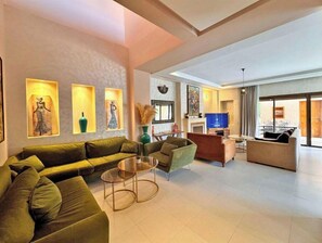 TV connectée, cheminée