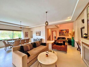 TV connectée, cheminée