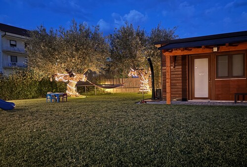 The Garden Annex in Pescara – 9 min from the Sea, Wi-Fi, AC, EV Charging