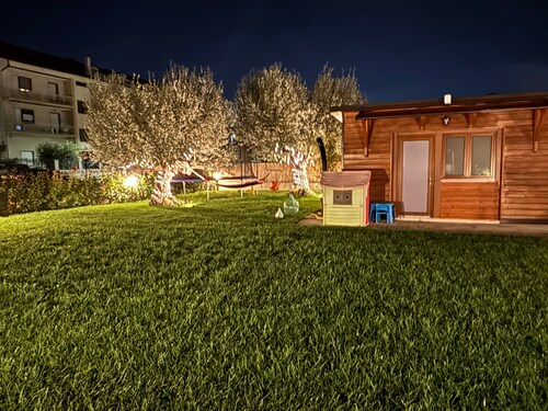 Holiday Home 'Dependance with Garden in Pescara' with Garden, Wi-Fi & Air Conditioning