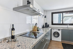 Apartment, 3 Bedrooms, Balcony, Ocean View | Laundry - Your Dream Escape - Pool, Rooftop & Ocean Views (Mijas)