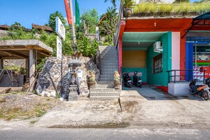 Entrada al alojamiento