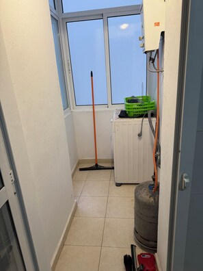 Interior - 2-bedroom apartment in front of Tangier Stadium nearest stadium residence (Tanger)