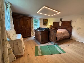 Room - Holiday Home 'Lorenzfranzl' with Private Garden and Wi-Fi (Sankt Oswald ob Eibiswald)