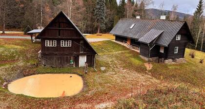 Holiday Home 'Lorenzfranzl' with Private Garden and Wi-Fi