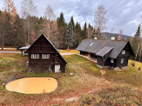外観. Holiday Home 'Lorenzfranzl' with Private Garden and Wi-Fi