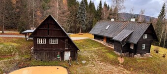 Ferienhaus 'Lorenzfranzl' mit privatem Garten und WLAN