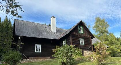 Holiday Home 'Lorenzfranzl' with Private Garden and Wi-Fi