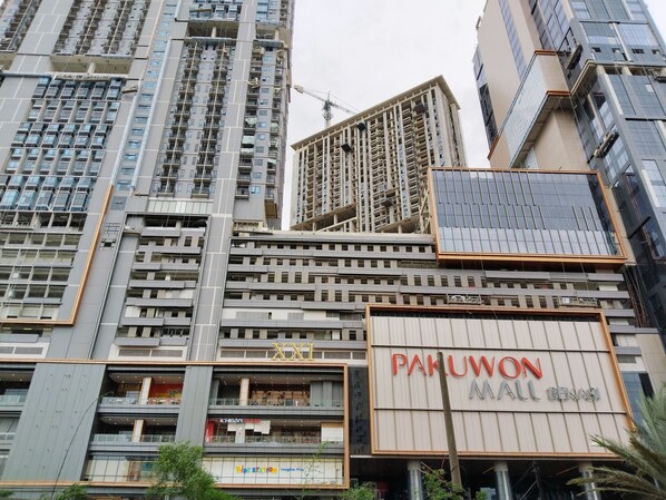 Front of property - Room 88 Kemang View Apartment (Bekasi)