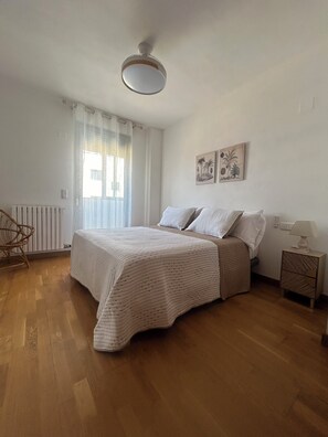 1 bedroom, iron/ironing board, free WiFi, bed sheets