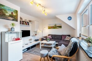 Een televisie en een dvd-speler