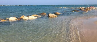 Pet-Friendly Ground Floor and Hot Tub | 250 m from the Sea