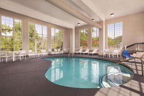Indoor pool - Close to Dollywood | Free Parking + Breakfast (Pigeon Forge)