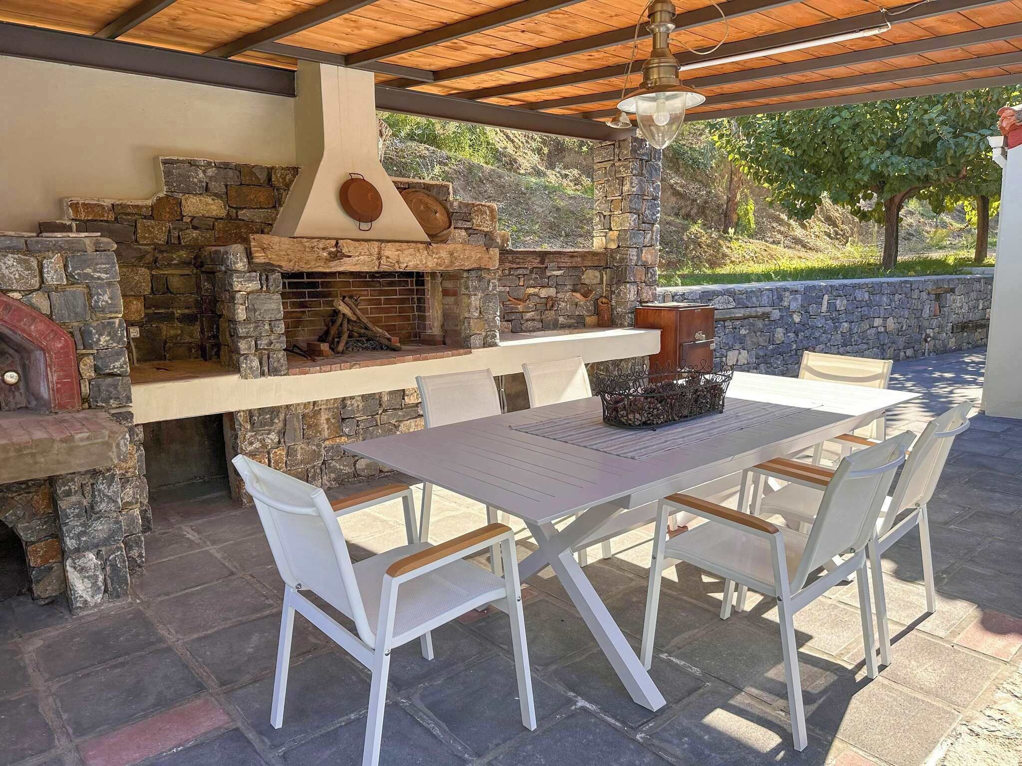 House | 4 bedrooms, Internet