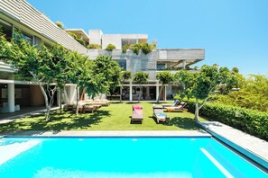 House, Accessible - Opulent Spacious Fresnaye Sea View Leonotis Villa (Cape Town)