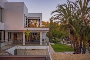 Villa | 5 bedrooms - Villa Kamino in Ibiza (Santa Eulalia del Rio)