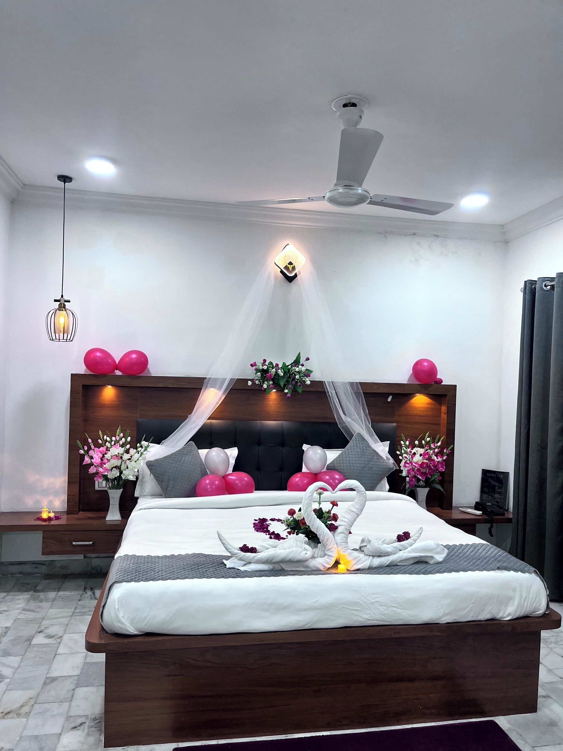 Iron/ironing board, free WiFi