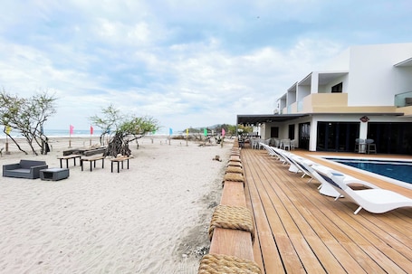 Exterior detail. Aberry Shore Resort Hotel La Union
