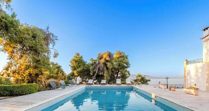 Seaview Villa Cleopatra - Private Pool & Tennis
