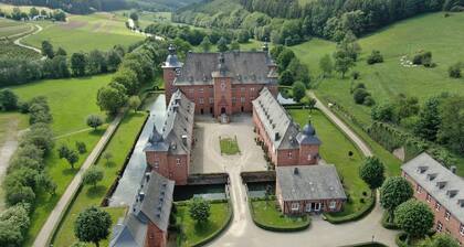 Holiday Apartment "Alte Schlossbibliothek" with Wi-Fi