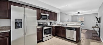 Inviting 2BR hideaway with contemporary touches